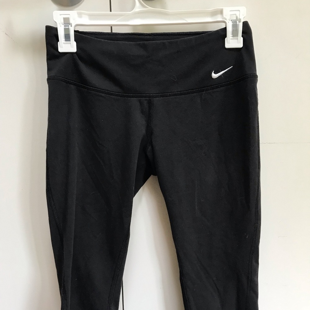 Nike Cropped Leggings